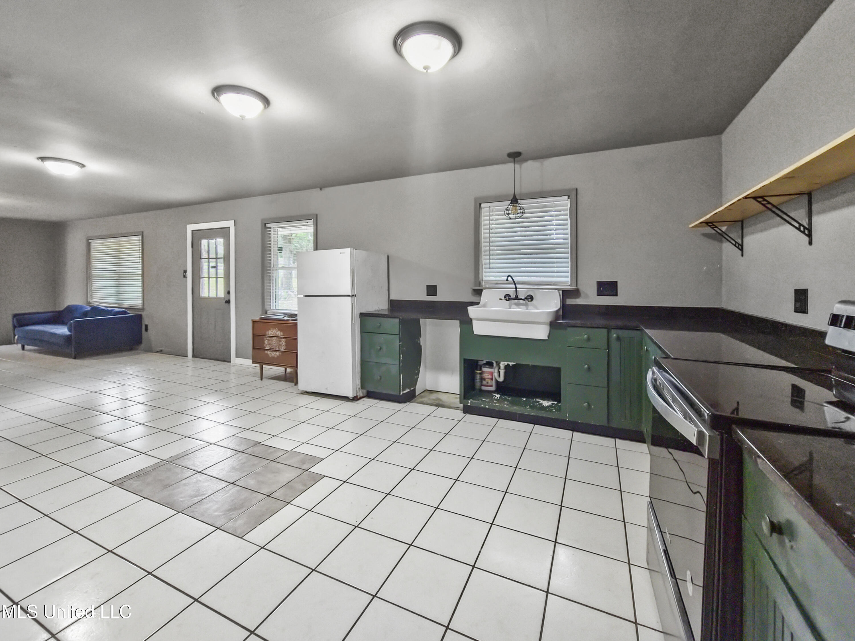 563 Riceville Road McHenry, MS 39561 - Photo 13 of 27 20250812_082827