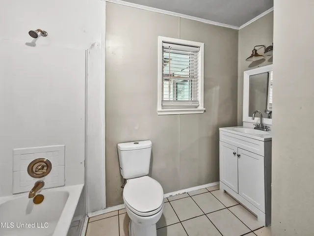 $185,000 | 563 Riceville Road, McHenry, MS 39561