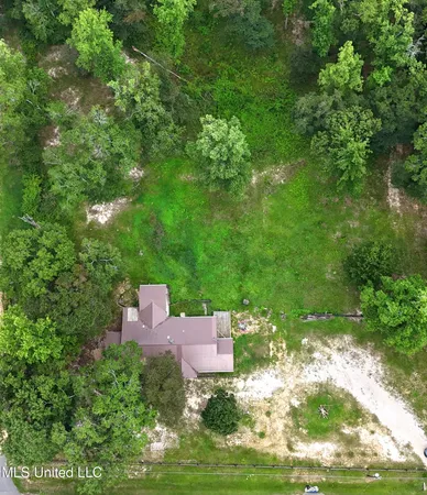 $180,000 | 563 Riceville Road, McHenry, MS 39561