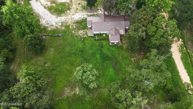 $185,000 | 563 Riceville Road, McHenry, MS 39561