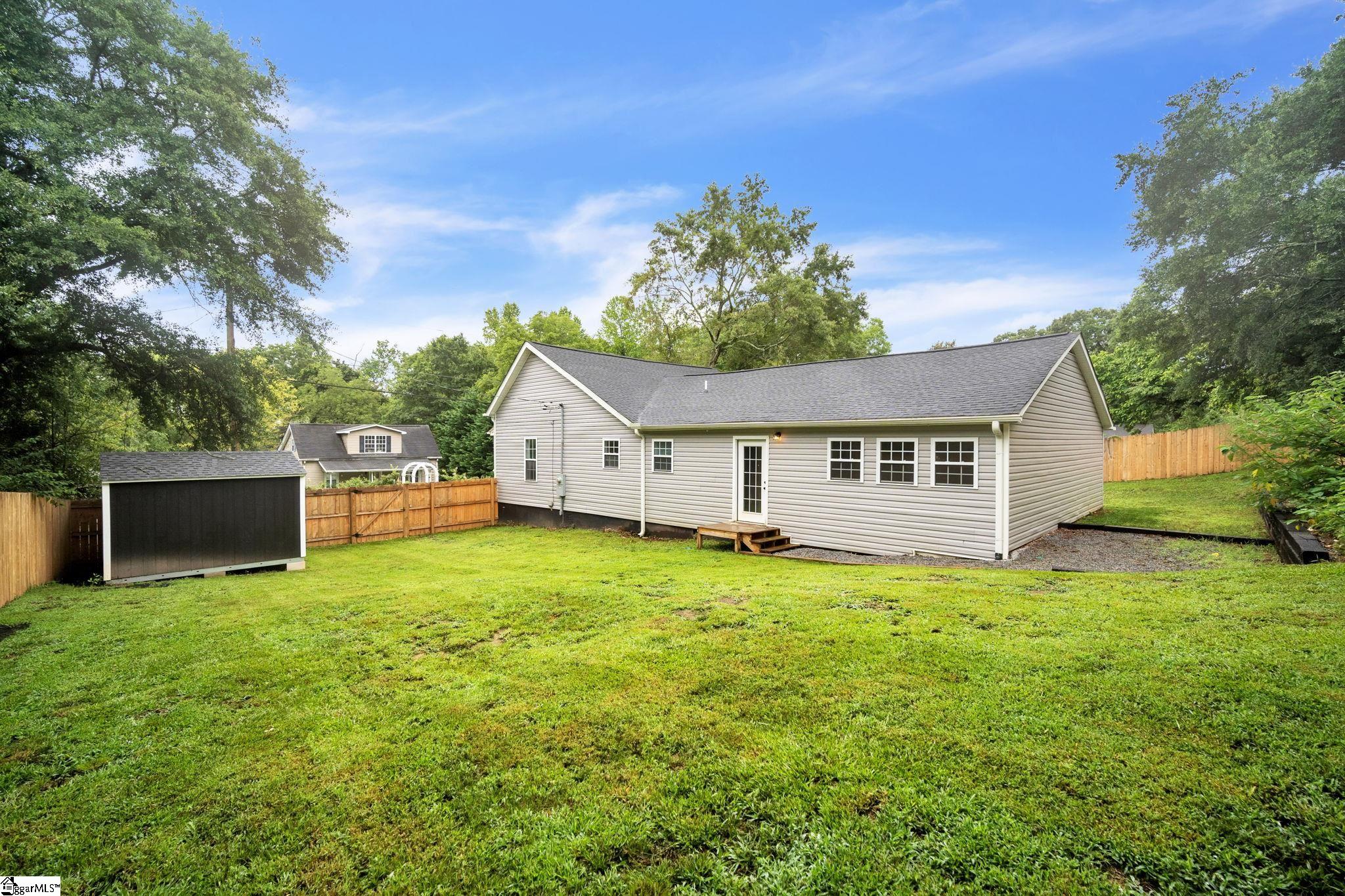 203 Front Street Easley, SC 29640 - Photo 14 of 17