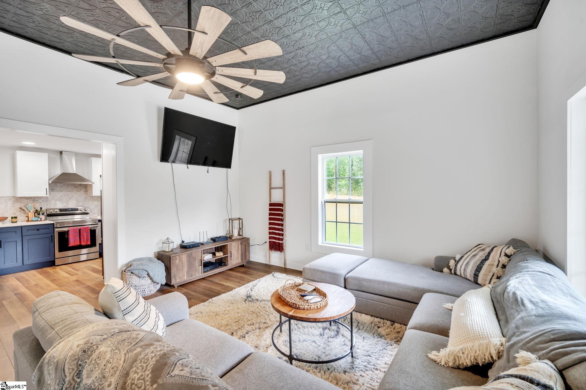 203 Front Street Easley, SC 29640 - Photo 3 of 17