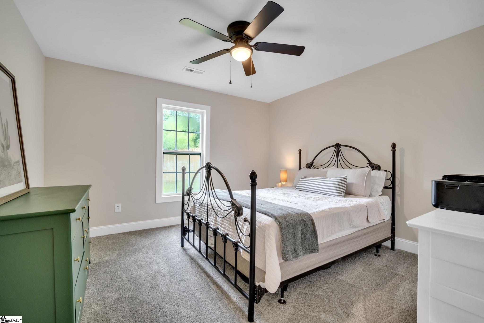 203 Front Street Easley, SC 29640 - Photo 10 of 17