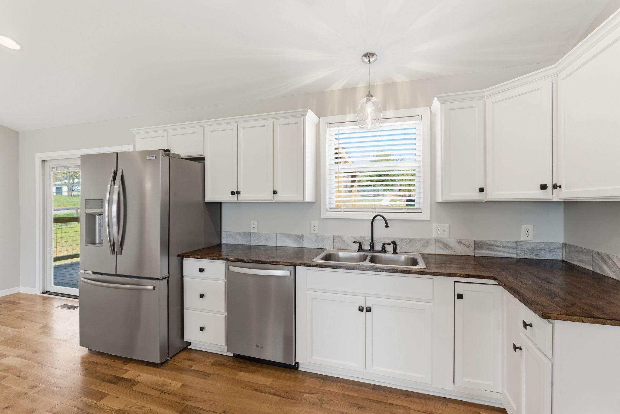 1041 Twin Creek Road Charlotte, TN 37036 - Photo 13 of 67