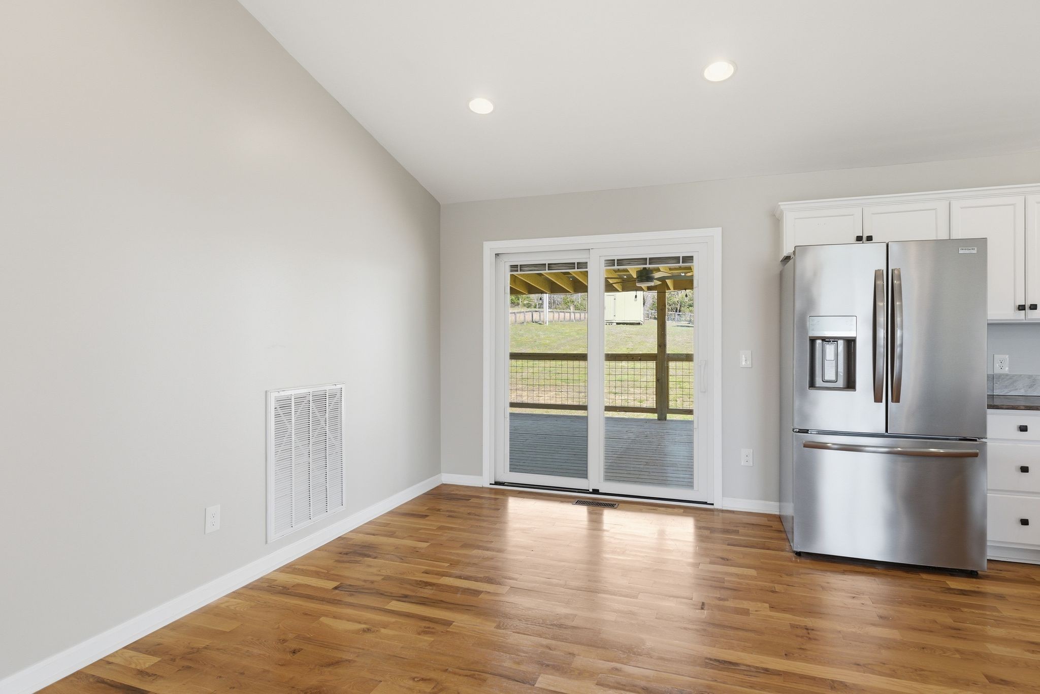 1041 Twin Creek Road Charlotte, TN 37036 - Photo 15 of 67