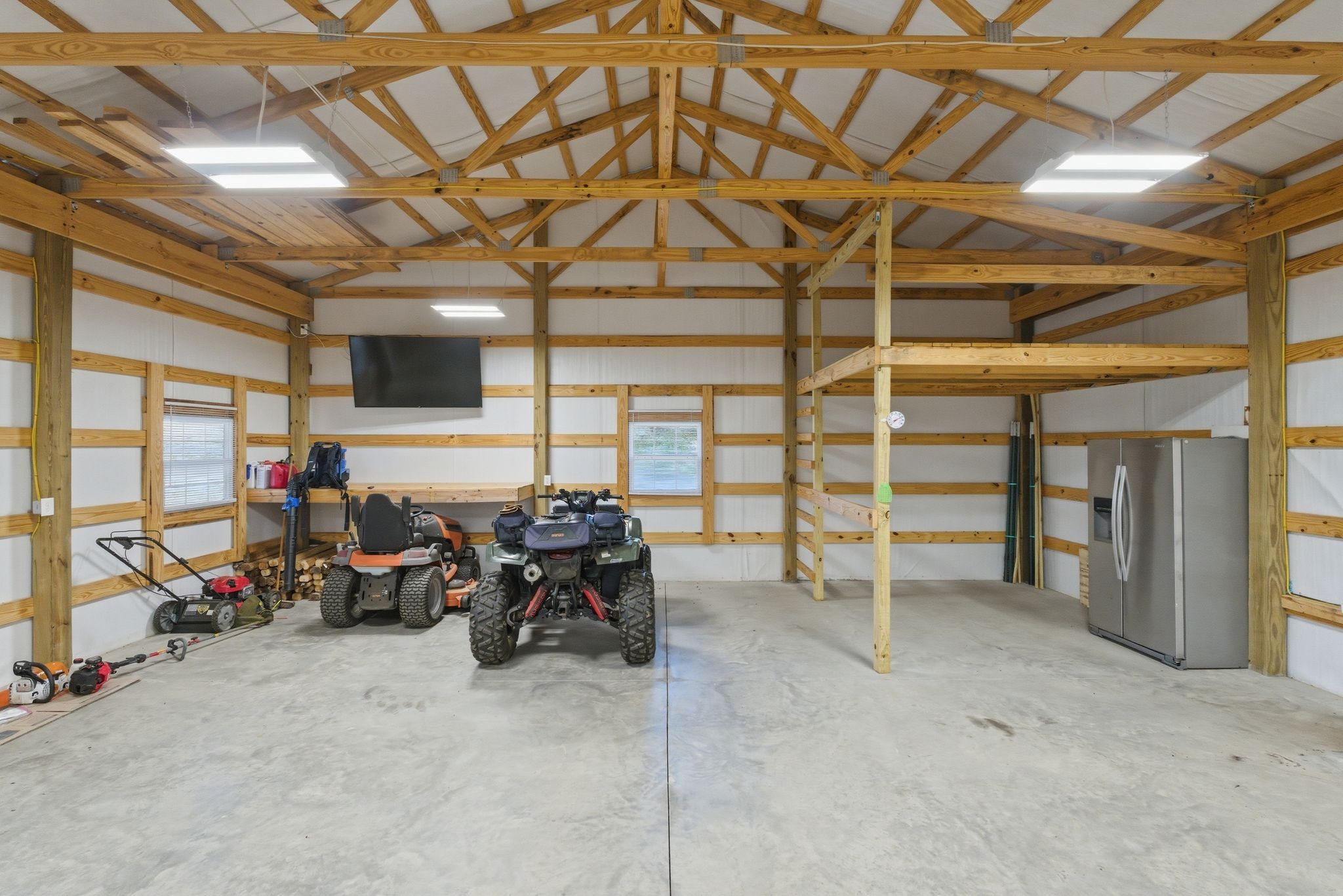 1041 Twin Creek Road Charlotte, TN 37036 - Photo 38 of 67