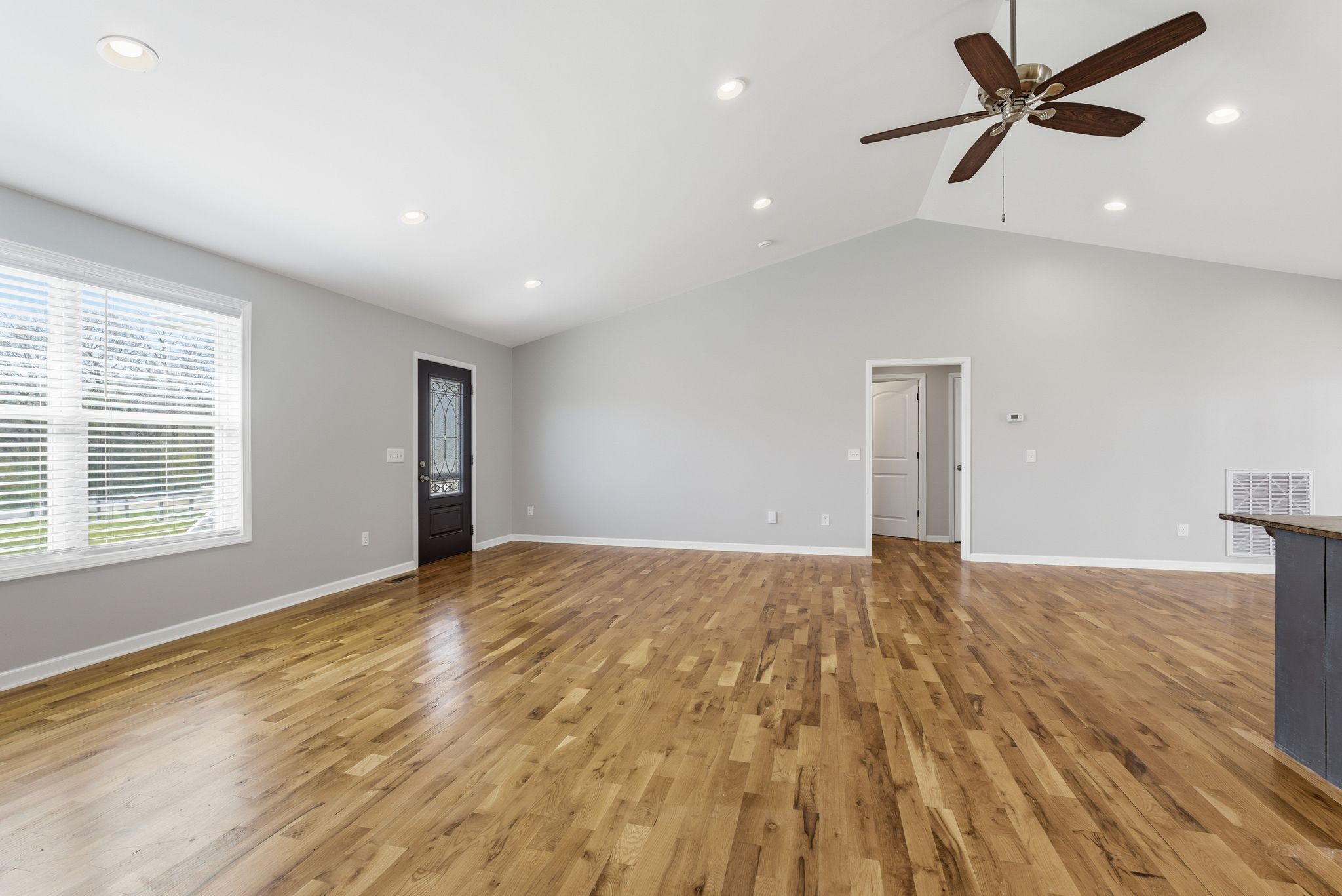 1041 Twin Creek Road Charlotte, TN 37036 - Photo 9 of 67