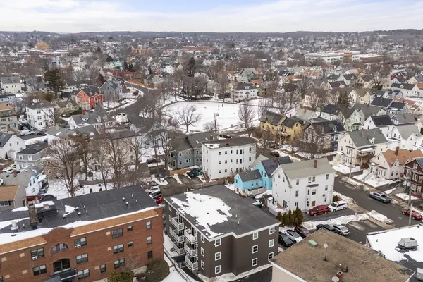 $319,900 | 8 Lafayette Park, Unit 7, Lynn, MA 01902