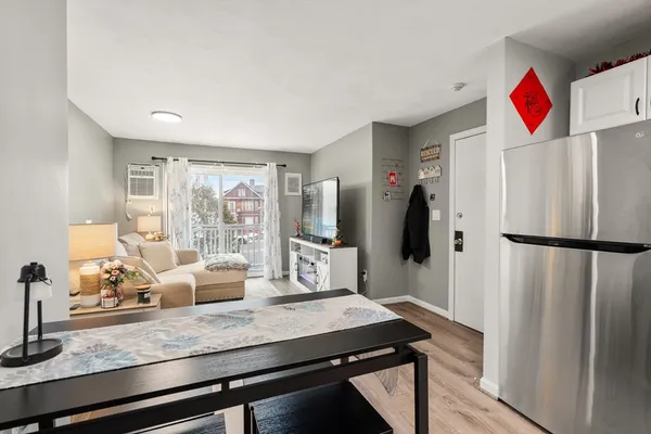 $319,900 | 8 Lafayette Park, Unit 7, Lynn, MA 01902