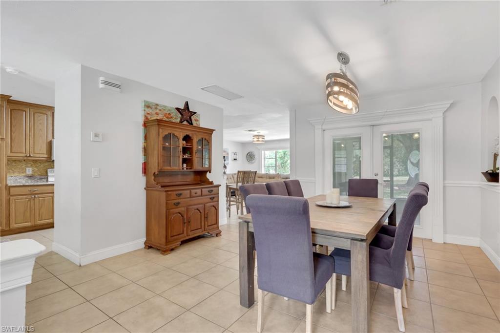 3425 29th Avenue Southwest Naples, FL 34117 - Photo 6 of 49