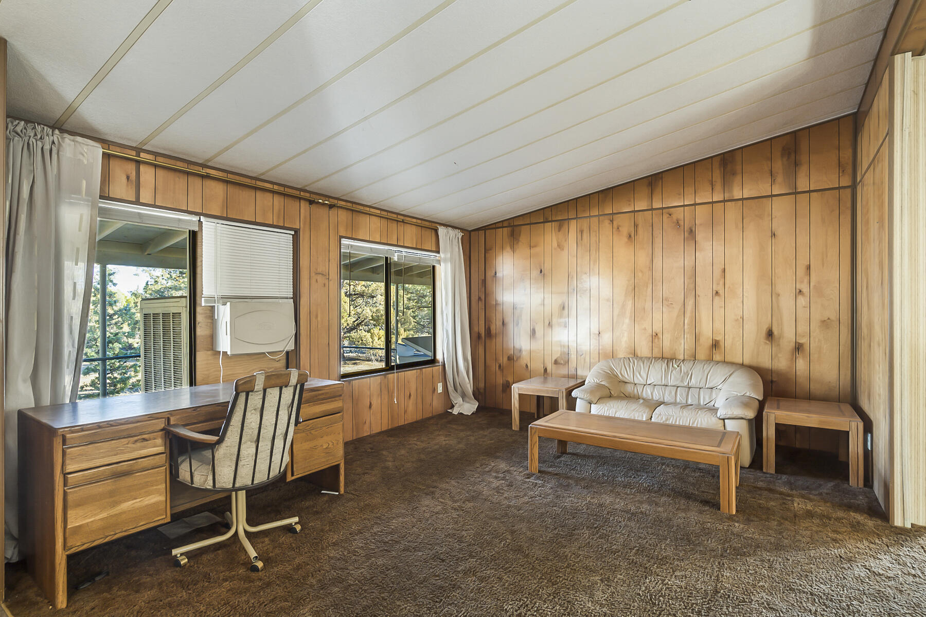 22190 Northeast Butler Market Road Bend, OR 97701 - Photo 16 of 44 16