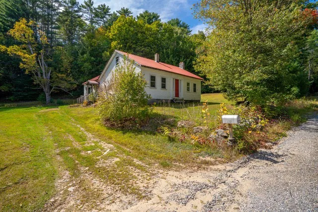 $299,000 | 122 Bolsters Mills Road, Otisfield, ME 04270