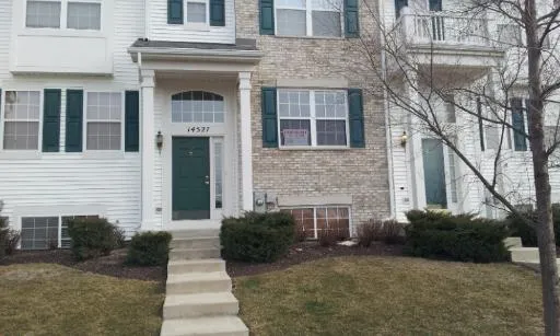 $2,850 | 14527 Patriot Square Drive East, Plainfield, IL 60544