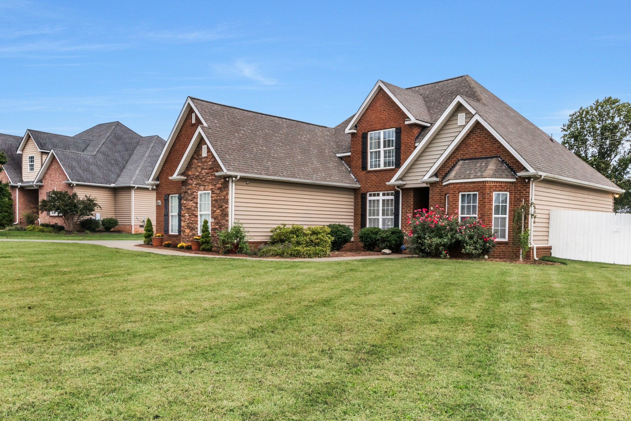 1817 Splash Place Murfreesboro, TN 37130 - Photo 2 of 34