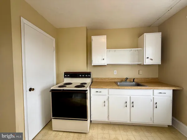 $1,125 | 1725 Gilpin Avenue, Unit 3, Wilmington, DE 19806