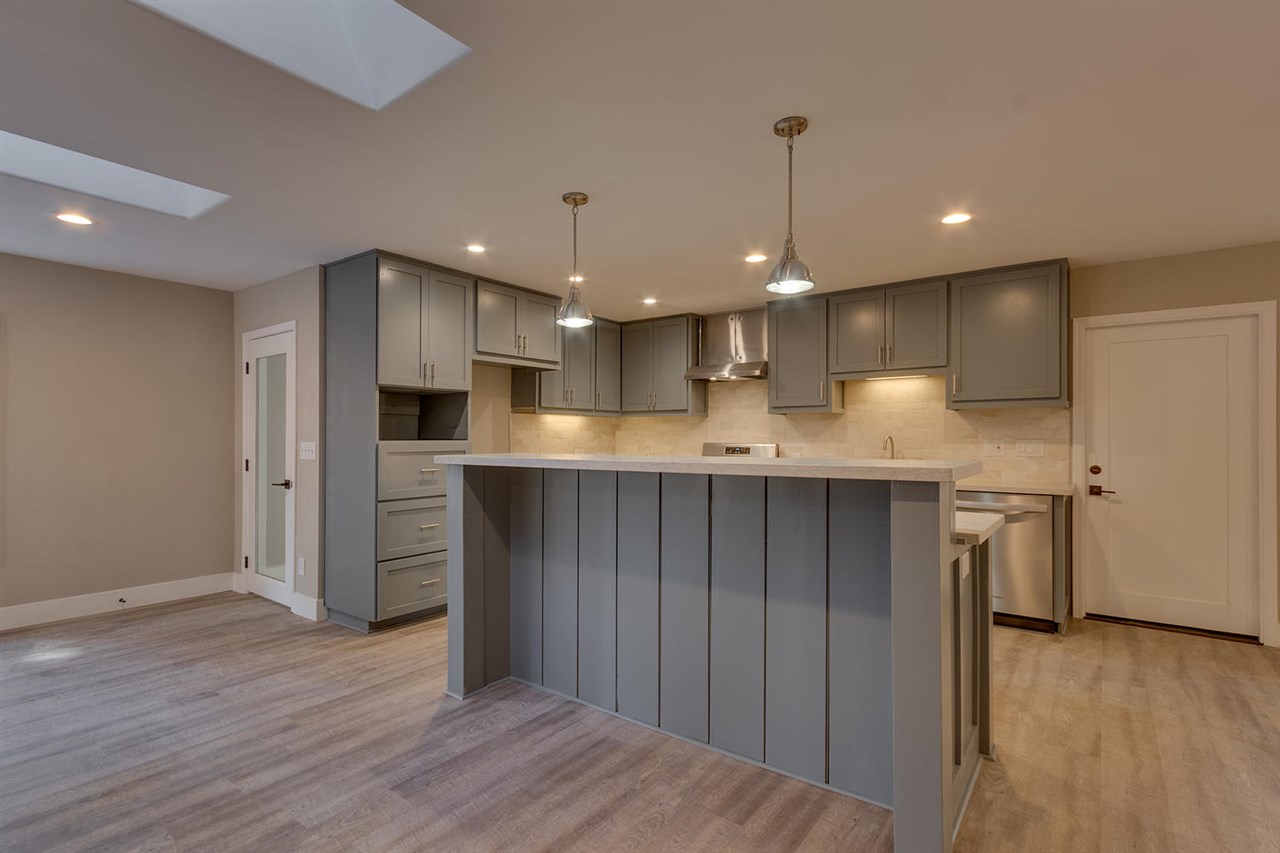 10252 Red Fir Road Truckee, CA 96161 - Photo 4 of 13 Gallery Image 4