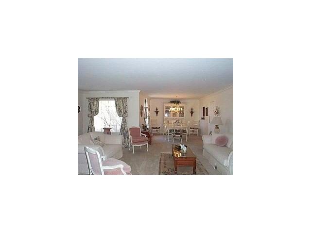 2445 Ric Drive Gilroy, CA 95020 - Photo 5 of 9