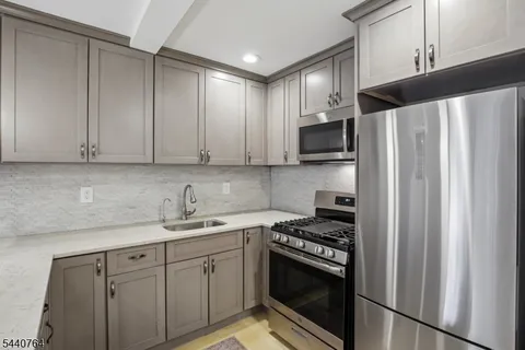 $289,000 | 465 Valley Street, Unit 3C, South Orange, NJ 07079