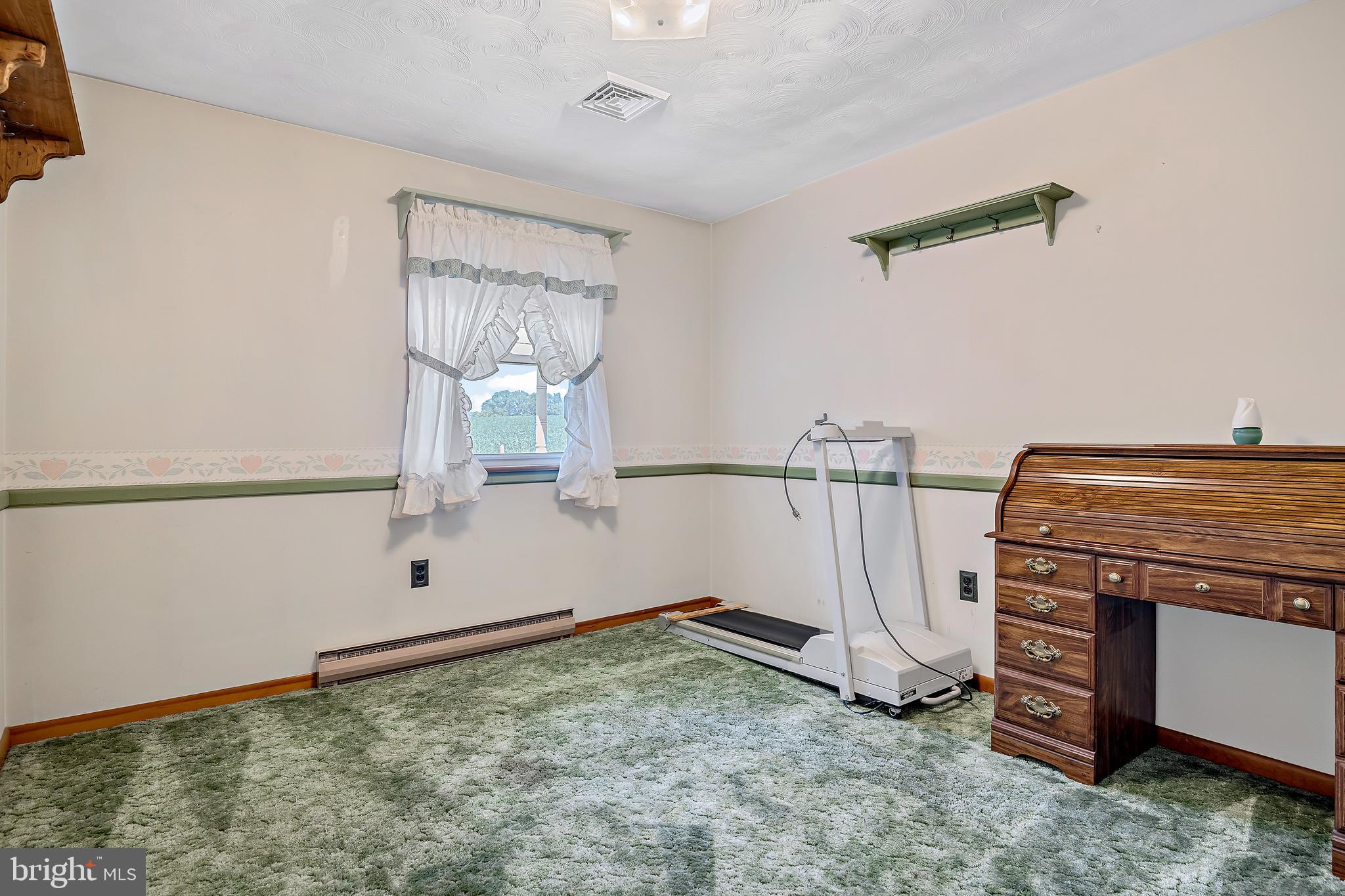 2269 Stoverstown Road Spring Grove, PA 17362 - Photo 19 of 34 Gallery Image 19