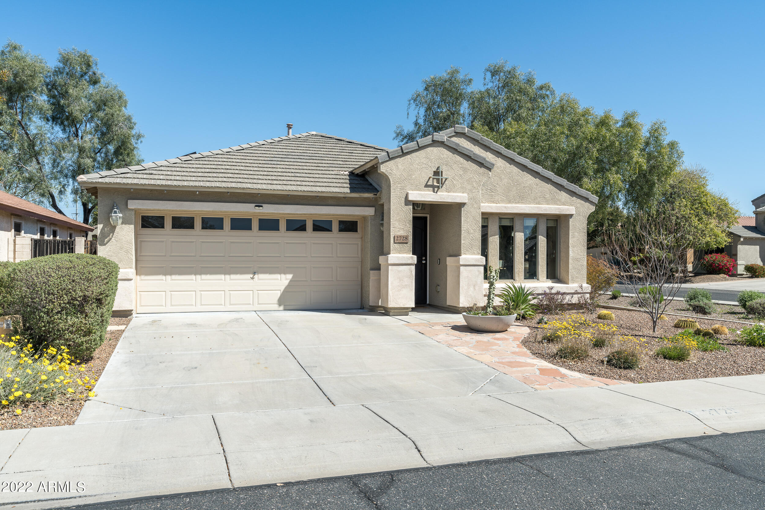 2728 East Alameda Road Phoenix, AZ 85024 - Photo 1 of 27 Front
