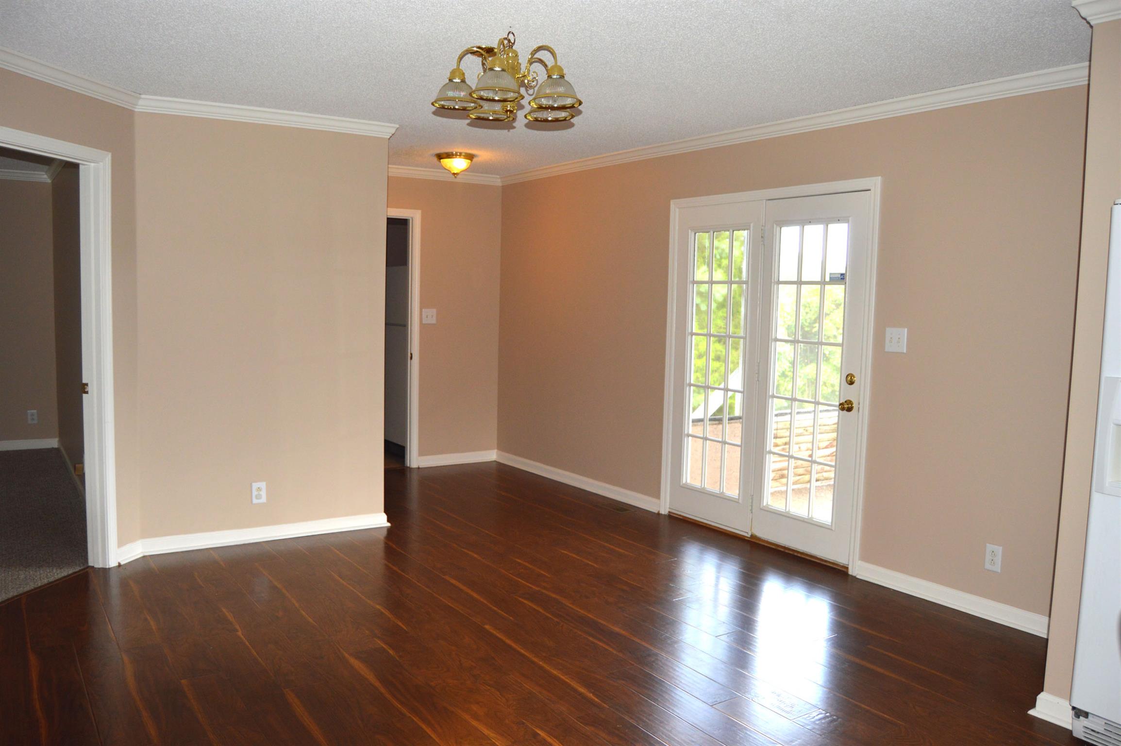2711 Cunningham View Road Palmyra, TN 37142 - Photo 5 of 19 Gallery Image 5