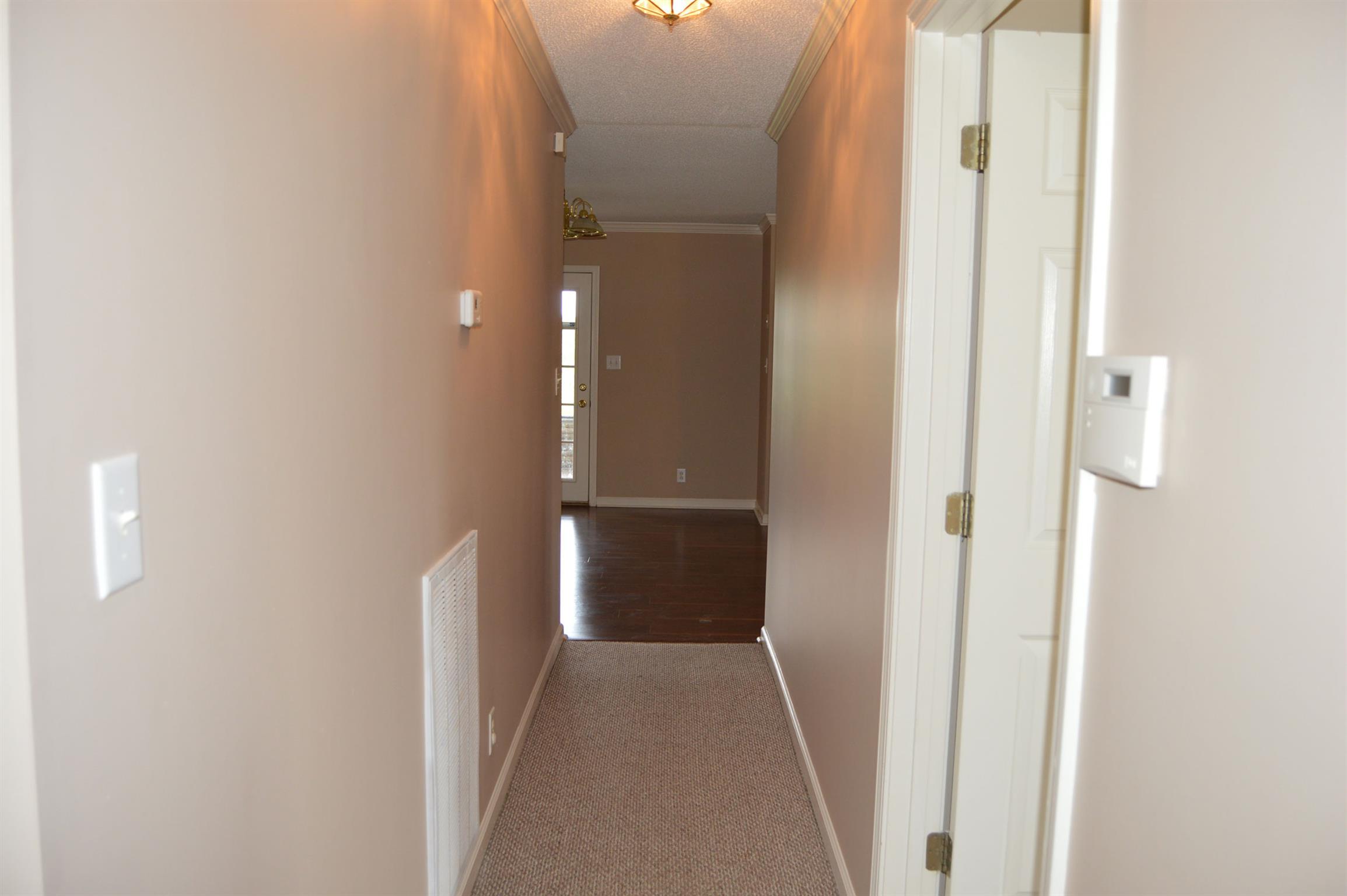 2711 Cunningham View Road Palmyra, TN 37142 - Photo 8 of 19 Gallery Image 8
