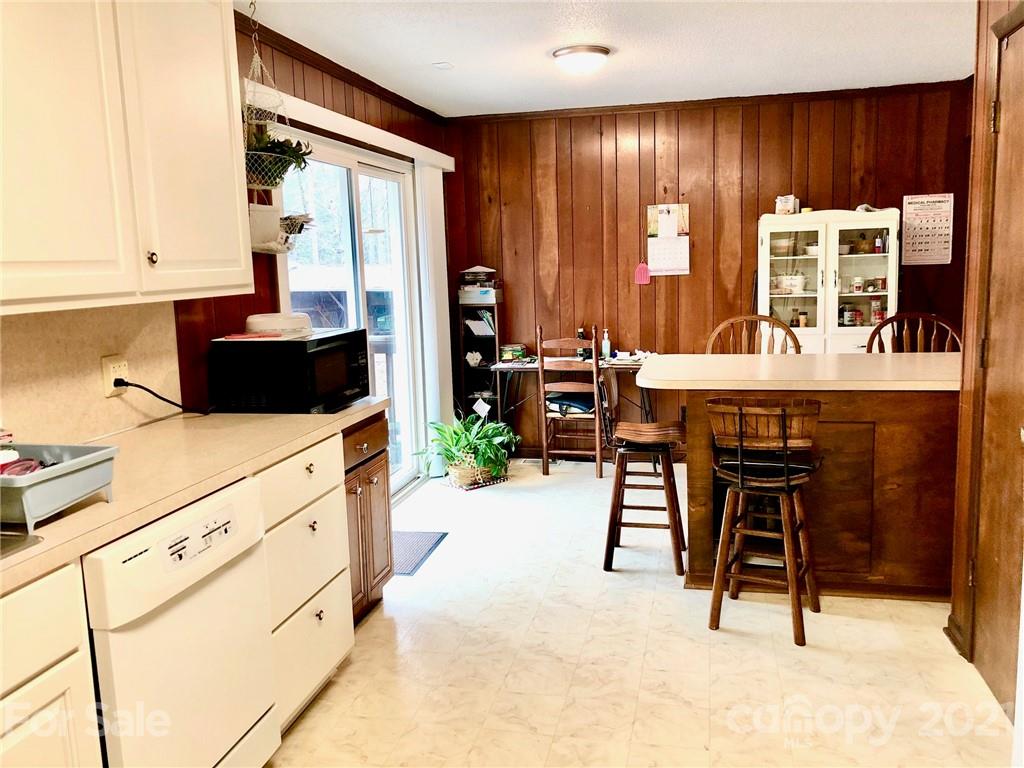 37320 Melton Road Albemarle, NC 28001 - Photo 10 of 34 Gallery Image 10