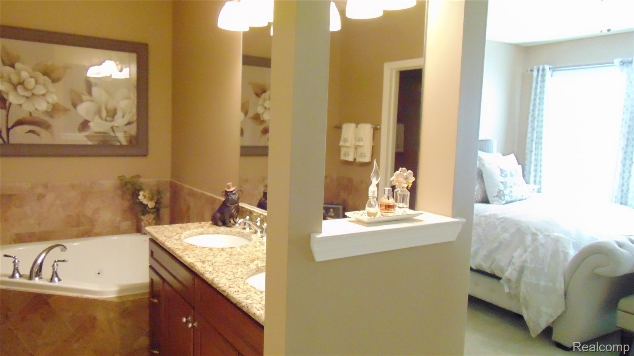 230 Mill Street Rochester, MI 48307 - Photo 30 of 45 DSC01011.JPG