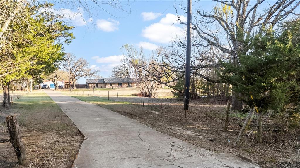 12586 County Road 351 Terrell, TX 75161 - Photo 26 of 40