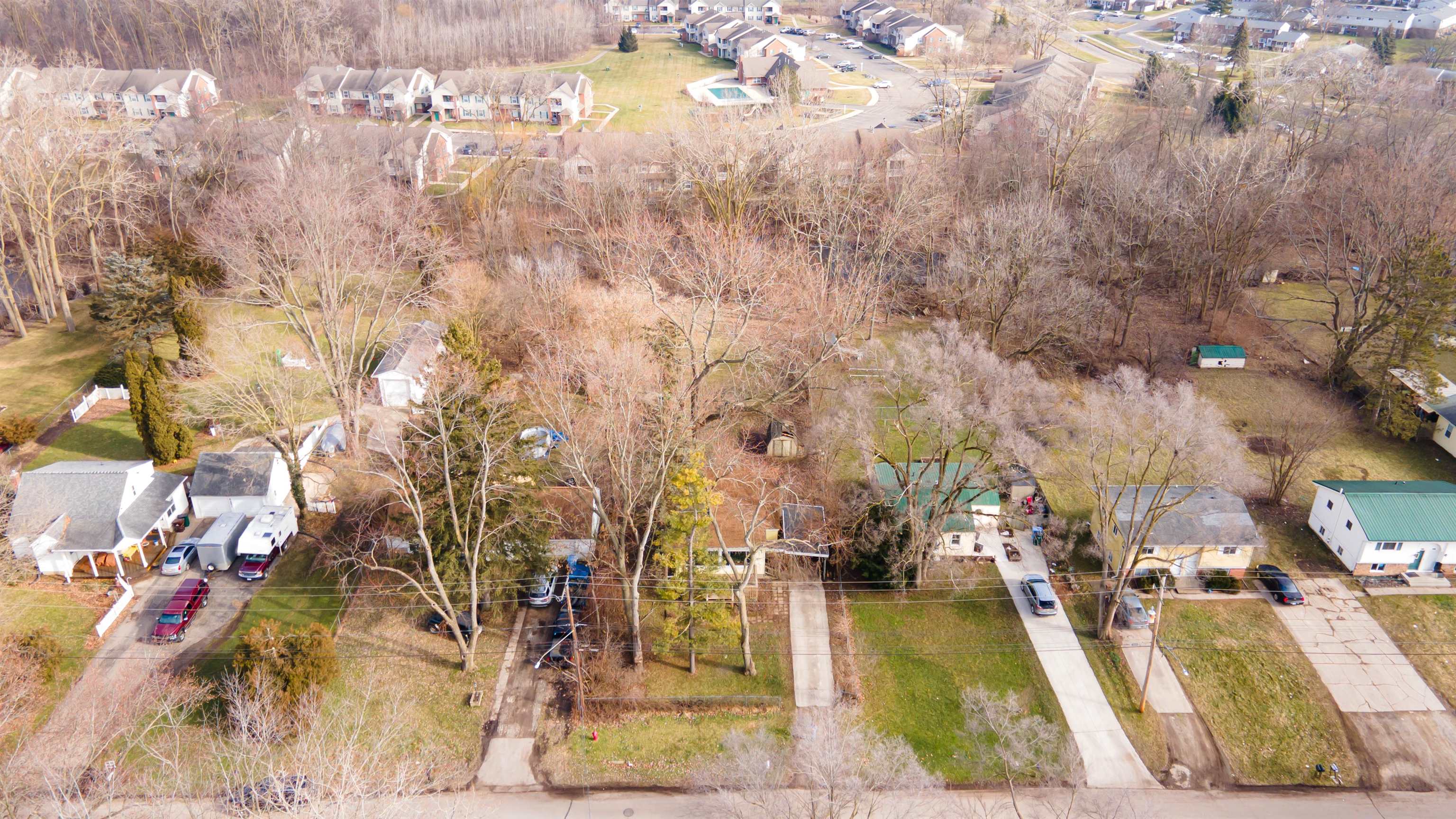 6267 Grovenburg Road Lansing, MI 48911 - Photo 23 of 24 1919191-cebd9ea5-6a8d-4bcc-8495-ec8cce3f04fc.JPG