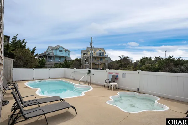 $749,000 | 25290 Sea Isle Hills Drive, Waves, NC 27982