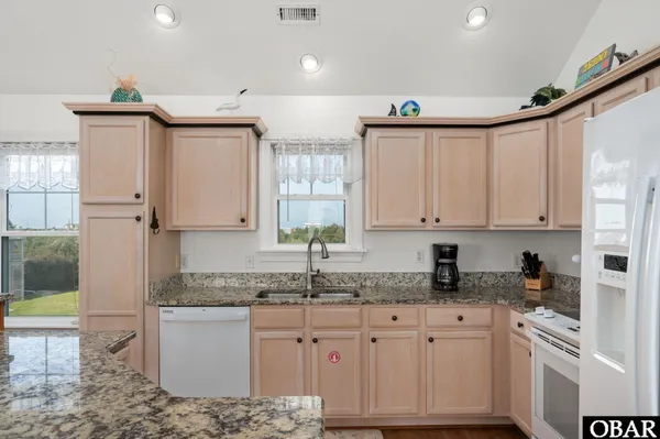 $749,000 | 25290 Sea Isle Hills Drive, Waves, NC 27982