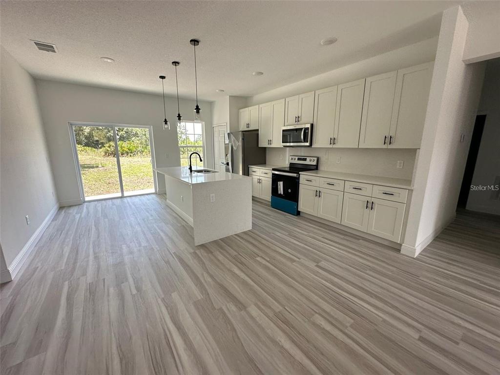 5842 Southwest 154th Lane Road Ocala, FL 34473 - Photo 11 of 24