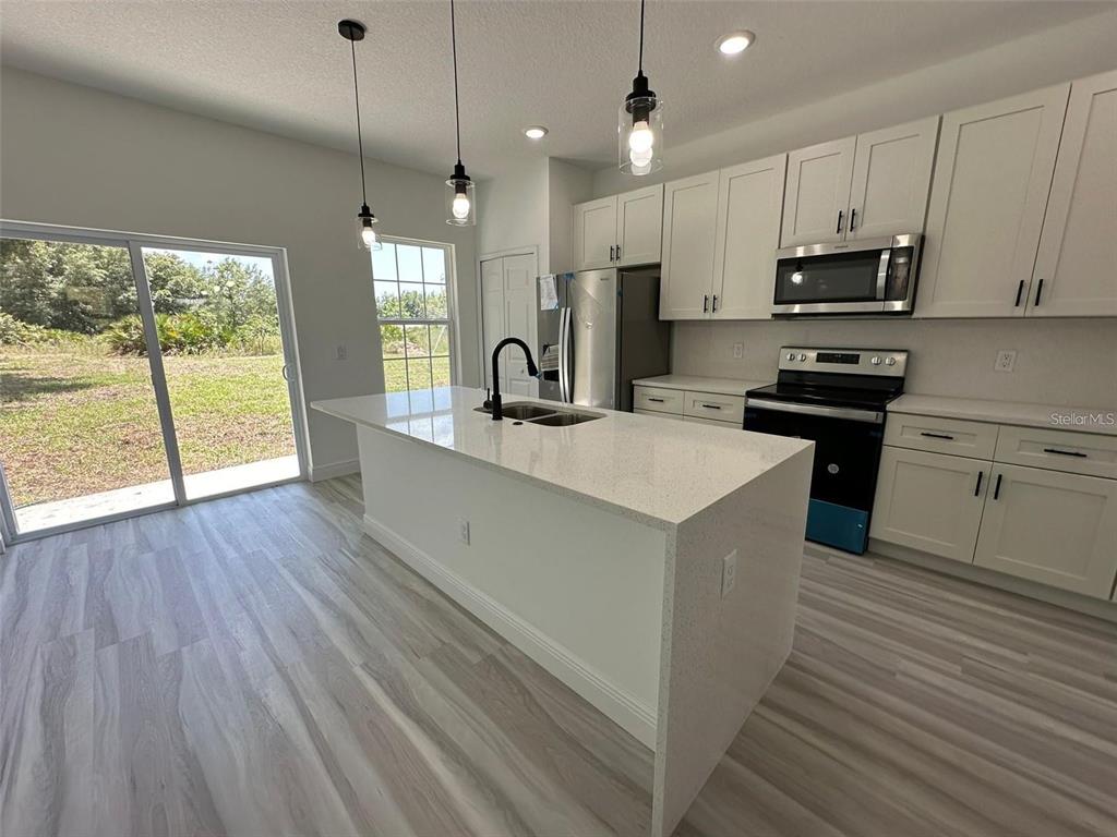5842 Southwest 154th Lane Road Ocala, FL 34473 - Photo 13 of 24