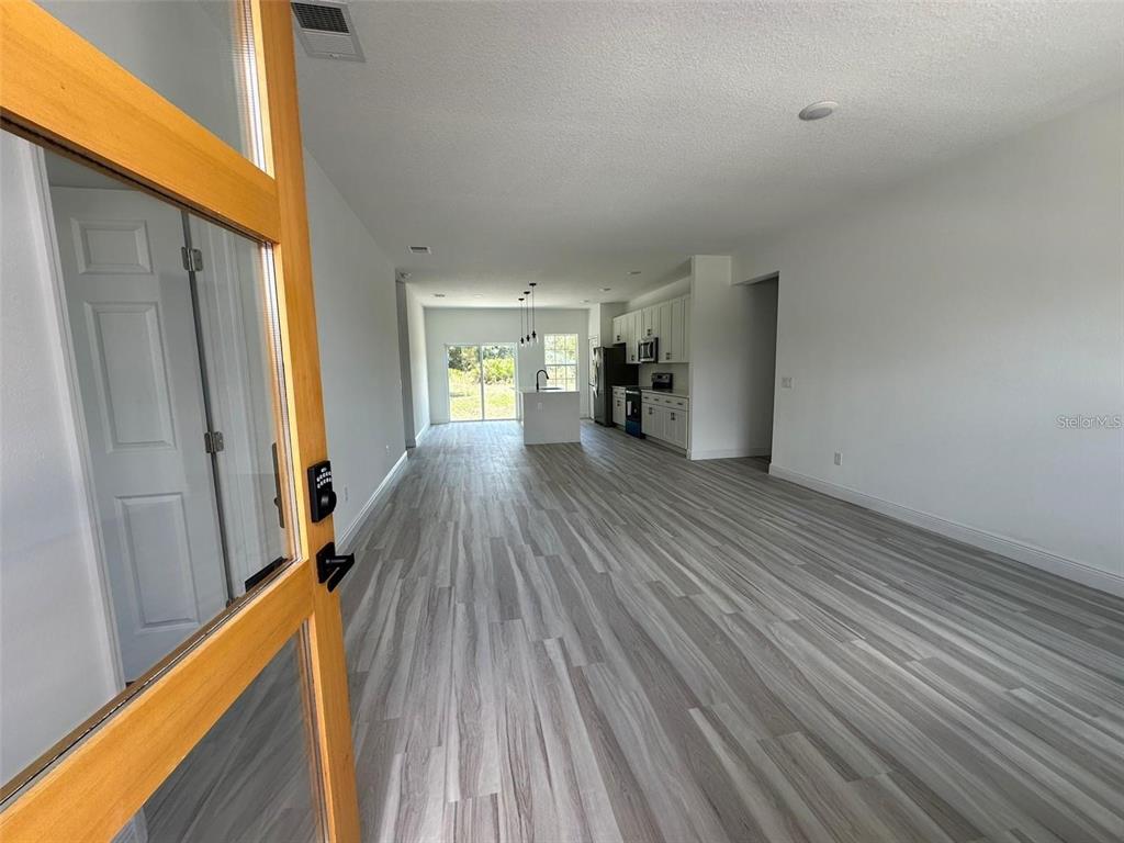 5842 Southwest 154th Lane Road Ocala, FL 34473 - Photo 5 of 24