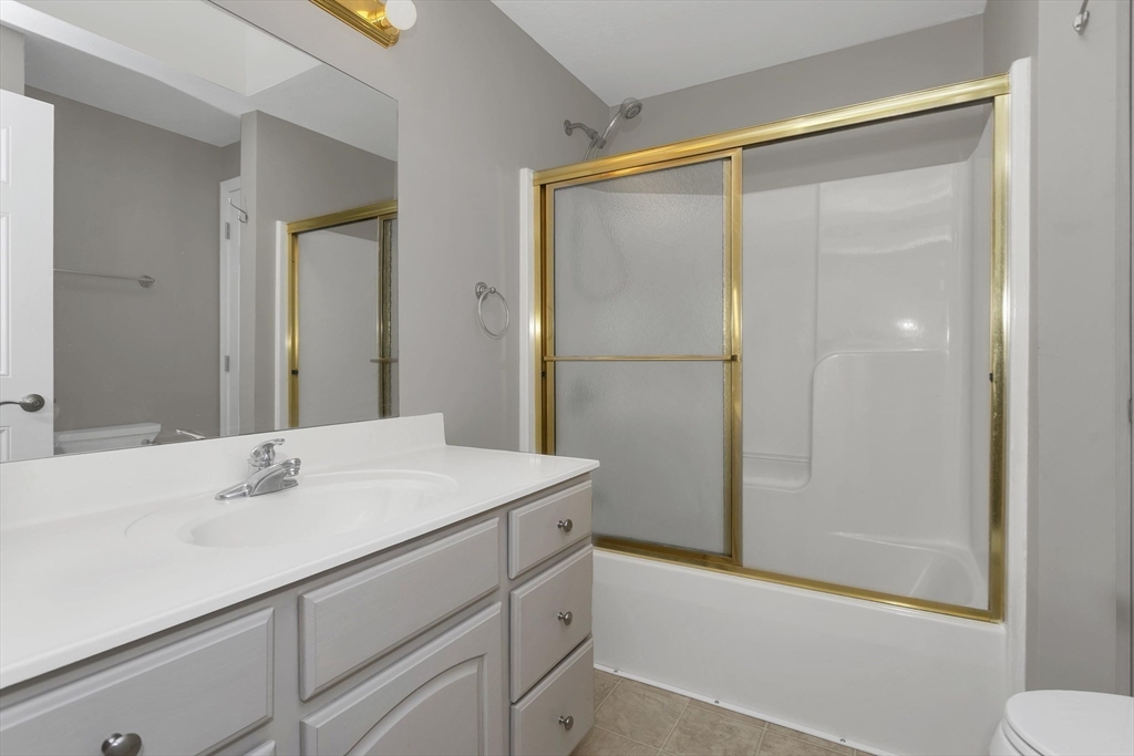 105 Mazarin Street Springfield, MA 01151 - Photo 21 of 25