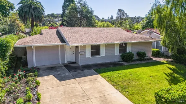 $1,800,000 | 152 Blackfield Drive, Tiburon, CA 94920