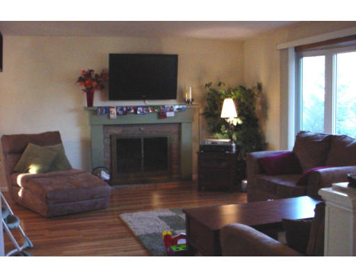 36 Fox Hill Road Framingham, MA 01701 - Photo 2 of 10 Gallery Image 2
