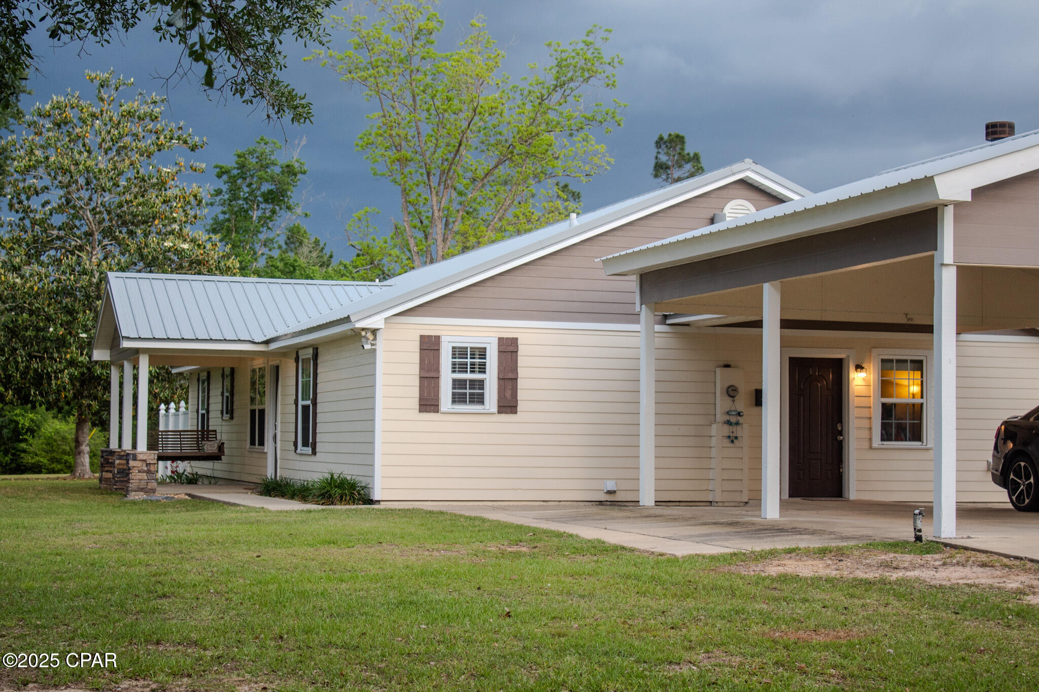 2281 Seay Road Cottondale, FL 32431 - Photo 7 of 59