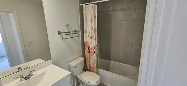 $2,950 | 5010 Southwest 37th Street, Unit 5010, West Park, FL 33023