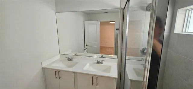 $2,950 | 5010 Southwest 37th Street, Unit 5010, West Park, FL 33023