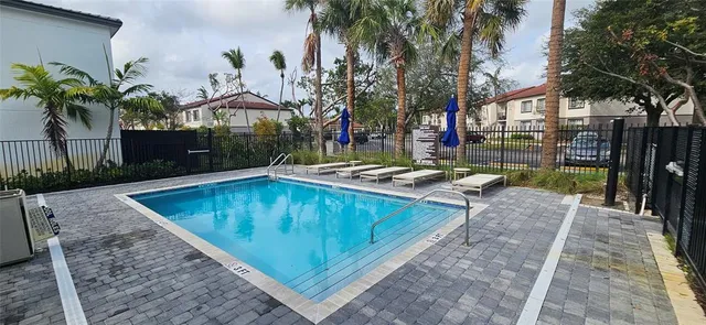 $2,950 | 5010 Southwest 37th Street, Unit 5010, West Park, FL 33023