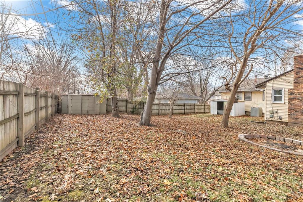 3021 Venus Street Independence, MO 64055 - Photo 27 of 31