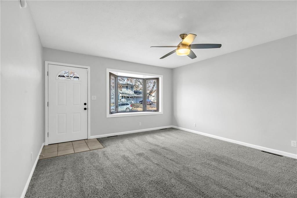 3021 Venus Street Independence, MO 64055 - Photo 7 of 31