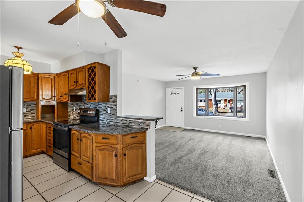 3021 Venus Street Independence, MO 64055 - Photo 10 of 31