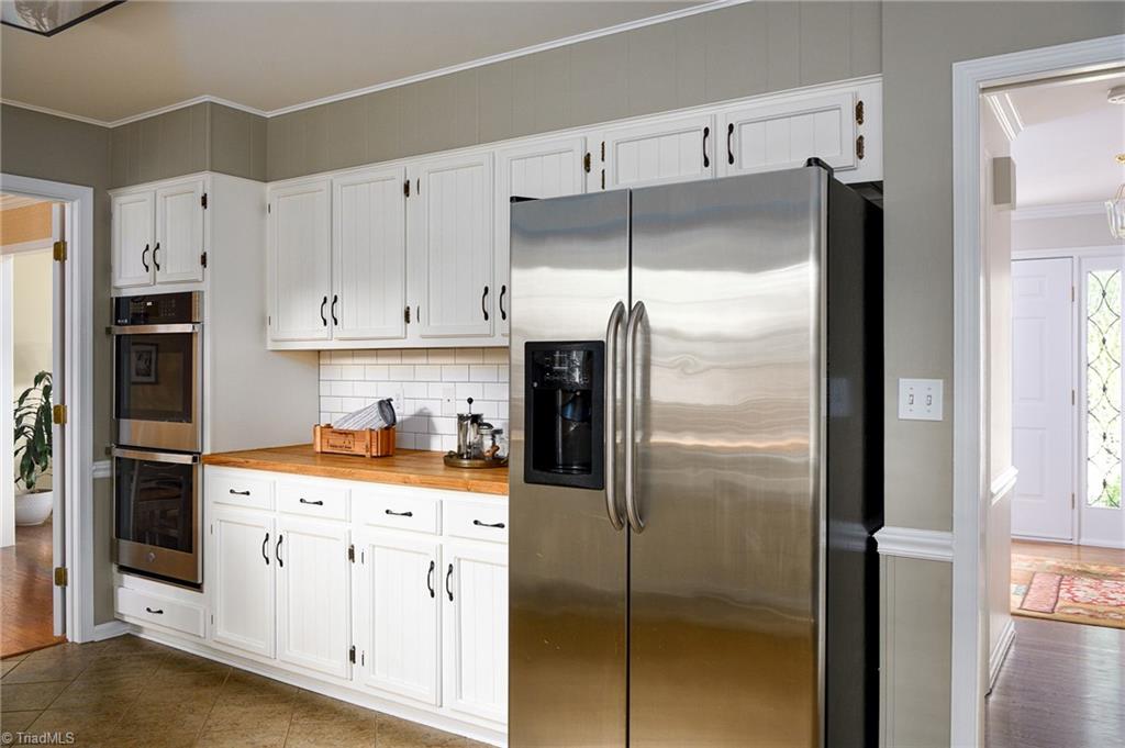 3708 Pinetop Road Greensboro, NC 27410 - Photo 13 of 34 Gallery Image 13