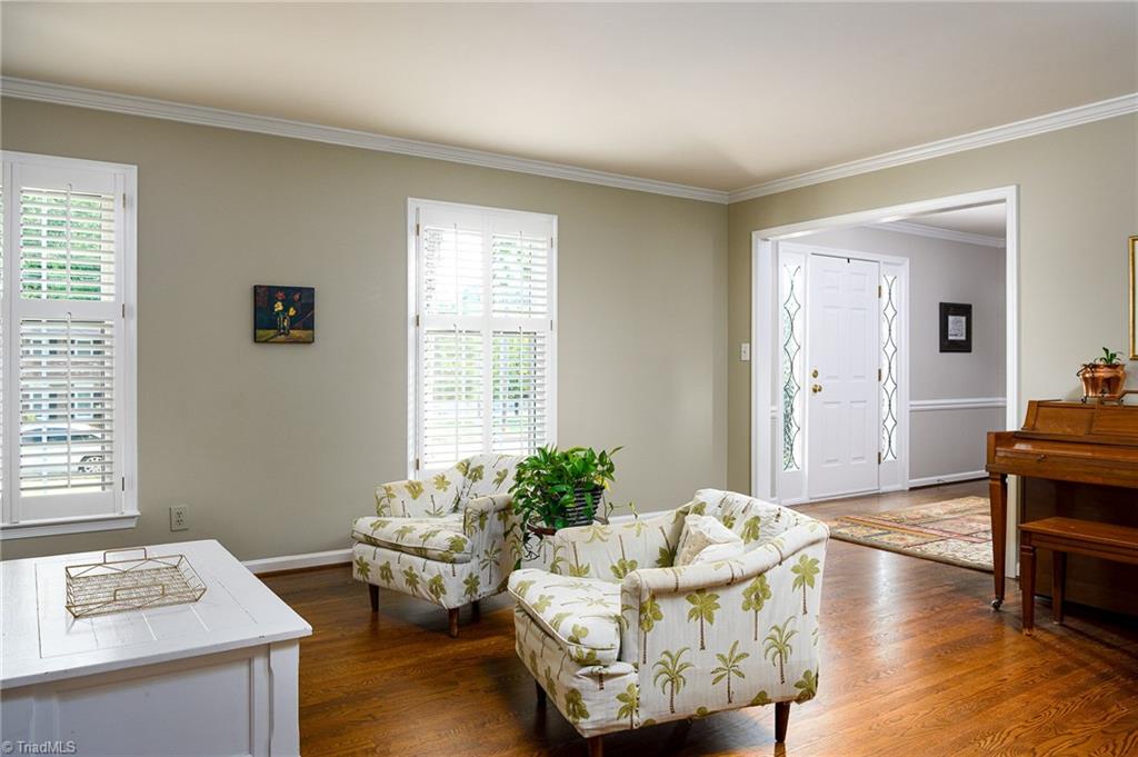 3708 Pinetop Road Greensboro, NC 27410 - Photo 8 of 34 Formal Living Room