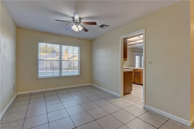 $1,864 | 6270 West Arcadia Avenue, Las Vegas, NV 89118