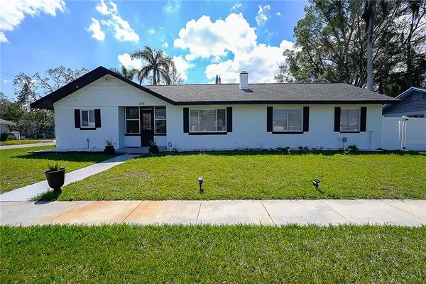 $3,000 | 1838 1st Avenue East, Bradenton, FL 34208