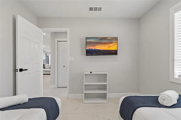 $3,000 | 1838 1st Avenue East, Bradenton, FL 34208